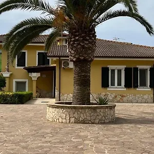 Séjour à la ferme Pedrosu, Casa Linari